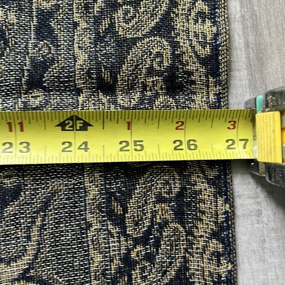 Metallic paisley shawl, Large - Picture 4 of 6